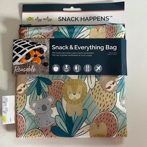 Itzy snack and everything bag